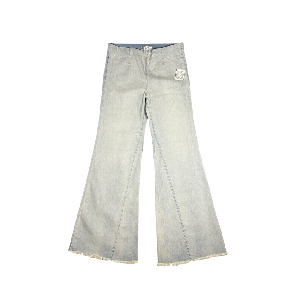 Free People Just Float On Flare Jeans Raw Hem‎ Light Wash Size 29 NWT NEW